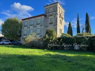  Maison  vendre 11 pices 368 m