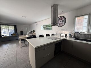  Villa � vendre 4 pi�ces 130 m�