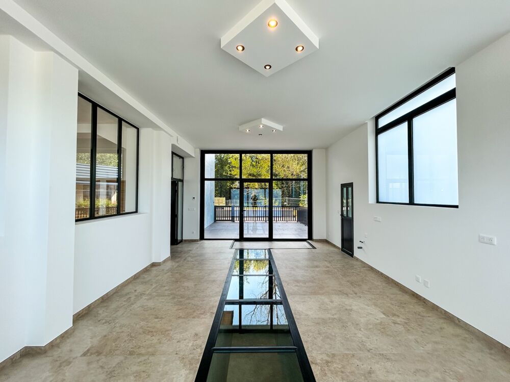 À vendre  Magnifique appartement T4 traversant de 196,16 m² au sol à Viuz-en-Sallaz