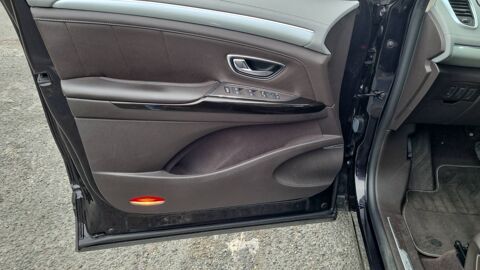 Espace V 1.6 TCe 200 EDC7 Initiale Paris 2016 occasion 76770 Malaunay