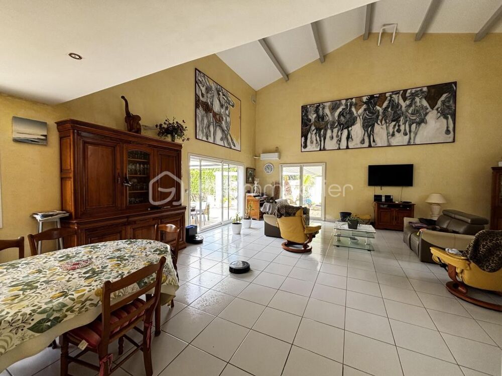 Vente Villa Villa avec piscine, garage et dépendance – Balaruc-les-Bains Balaruc les bains