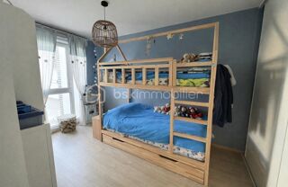  Appartement � vendre 4 pi�ces 77 m�