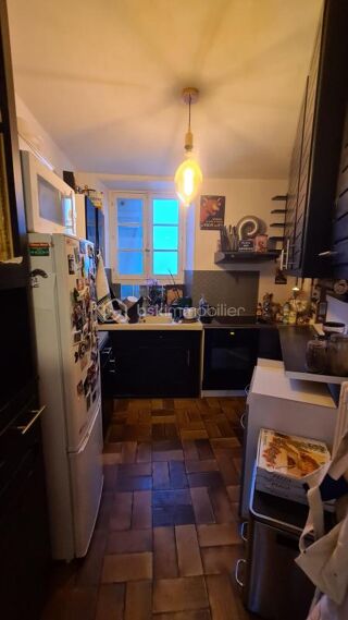  Immeuble  vendre 10 pices 335 m