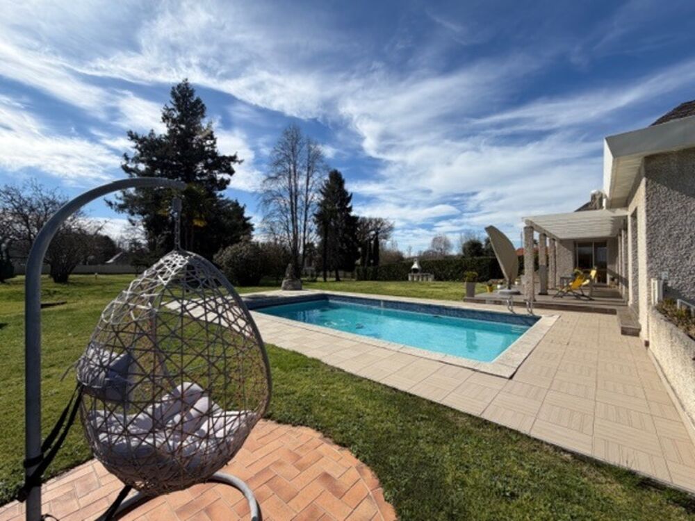 Vente Maison Maison bourgeoise, 7 chambres, piscine et parc arbor� Tarbes