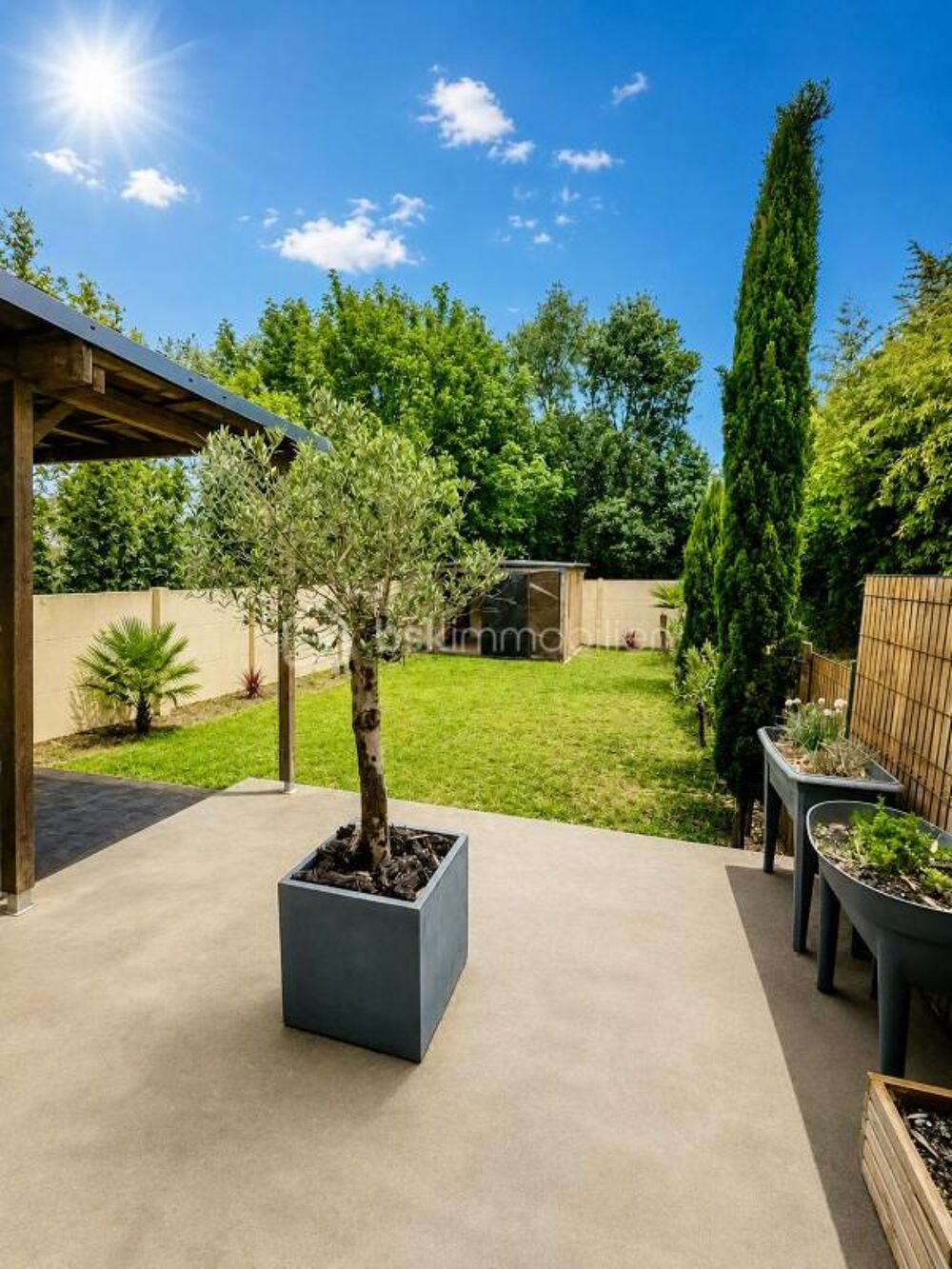 Jolie maison de ville de 101 m² avec jardin, au calme, sans vis à vis, DPE A