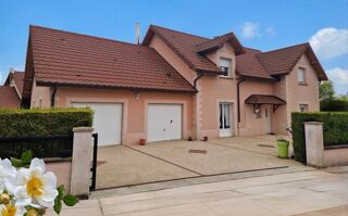  Maison  vendre 6 pices 200 m