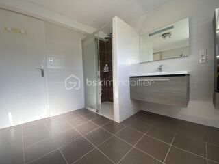  Maison � vendre 11 pi�ces 220 m�