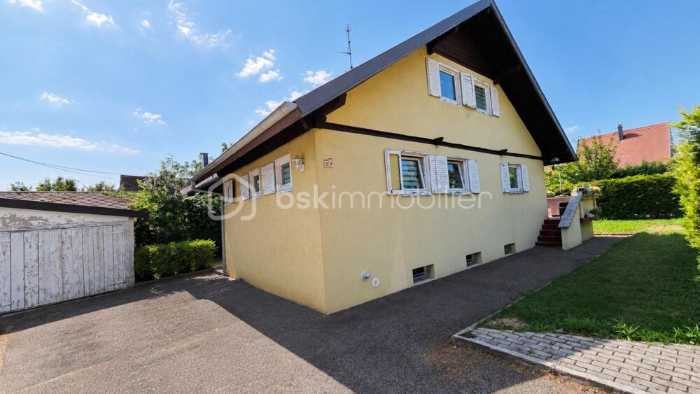 Vente Maison Maison individuelle de 116 m² sur un terrain de 497 m² avec piscine et garage Colmar
