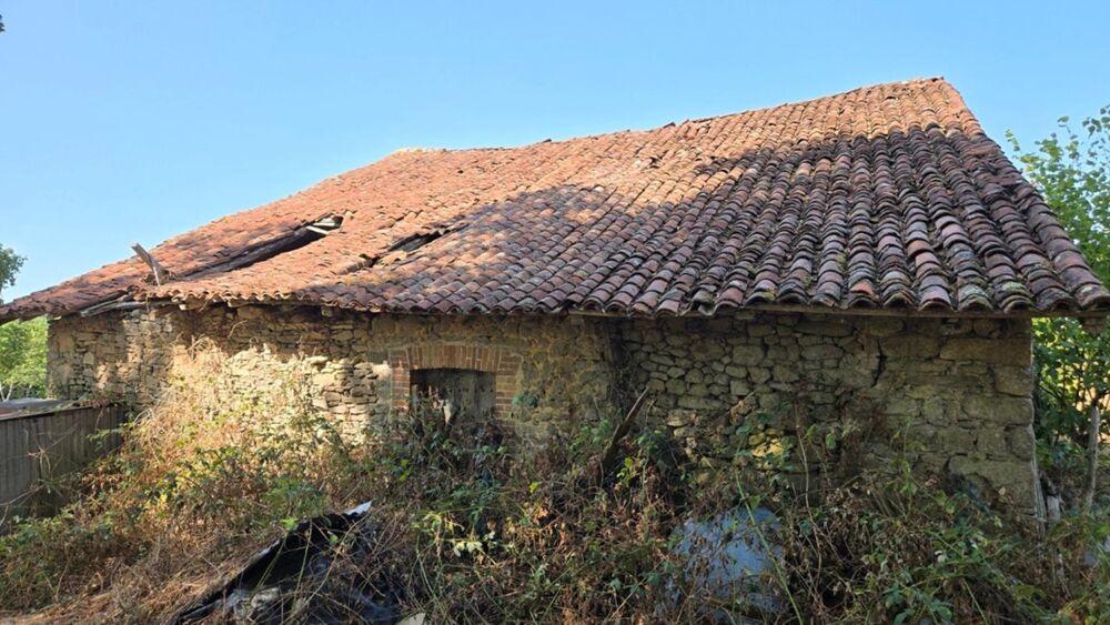 Vente Remise/Grange TERRAIN DE LOISIR AVEC GRANGE A RENOVER - ORADOUR SUR GLANE (87) Oradour sur glane