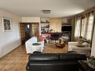  Maison à vendre 6 pièces 227 m²