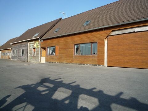   Dpt Aisne (02), LA CROIX SUR OURCQ  à vendre ensemble immobilier professionnel  1170 m2 ateliers et bureaux sur 3000 m2 de terra 