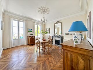  Maison à vendre 8 pièces 233 m²