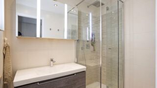  Appartement à vendre 4 pièces 180 m²