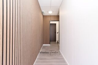   Dpt Bouches du Rhône (13), à louer GÉMENOS Bureau de 20 m² - Climatisation réversible - Electricité et fibre (inclus dans les ch Gemenos