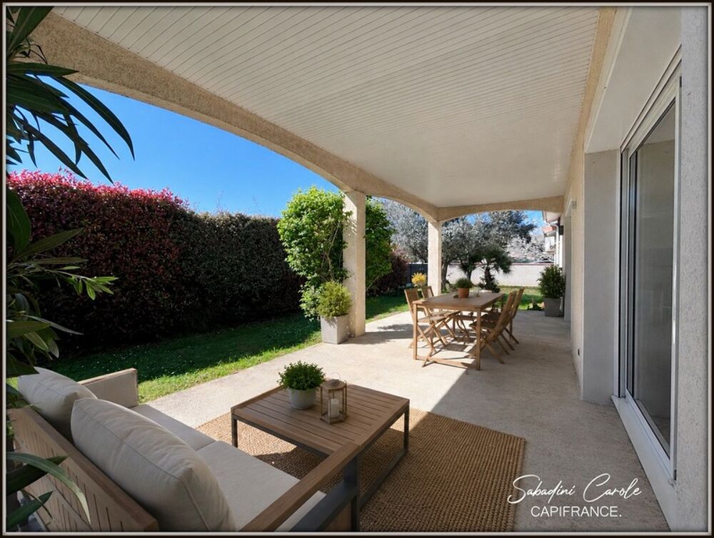 Maison familiale de plain-pied 150m² - Terrain 1500m²