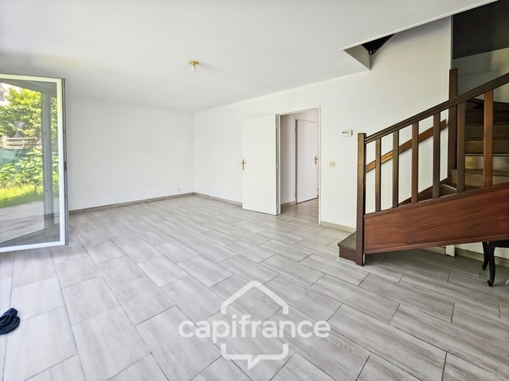 MAISON FAMILIALES 5 PIÈCES AVEC JARDIN ET GARAGE