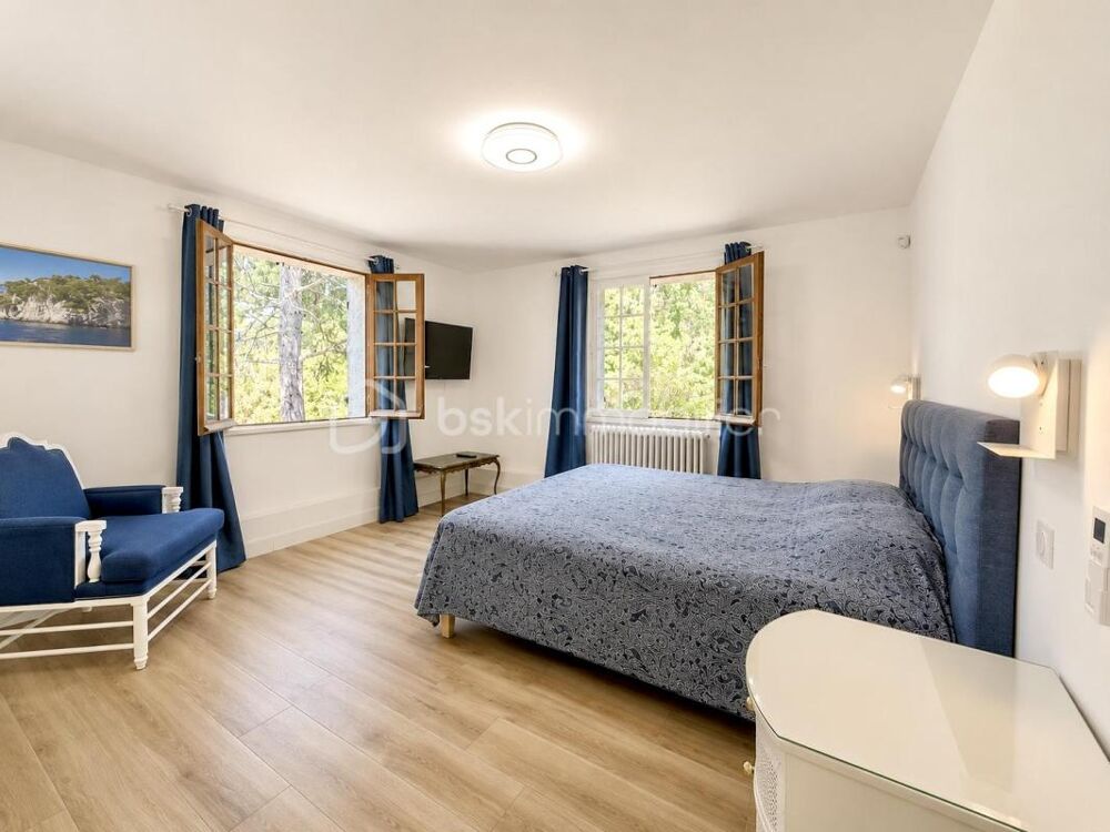 à vendre  Propriété/château Fayence (83440)