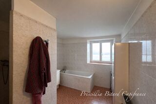  Maison � vendre 8 pi�ces 231 m�