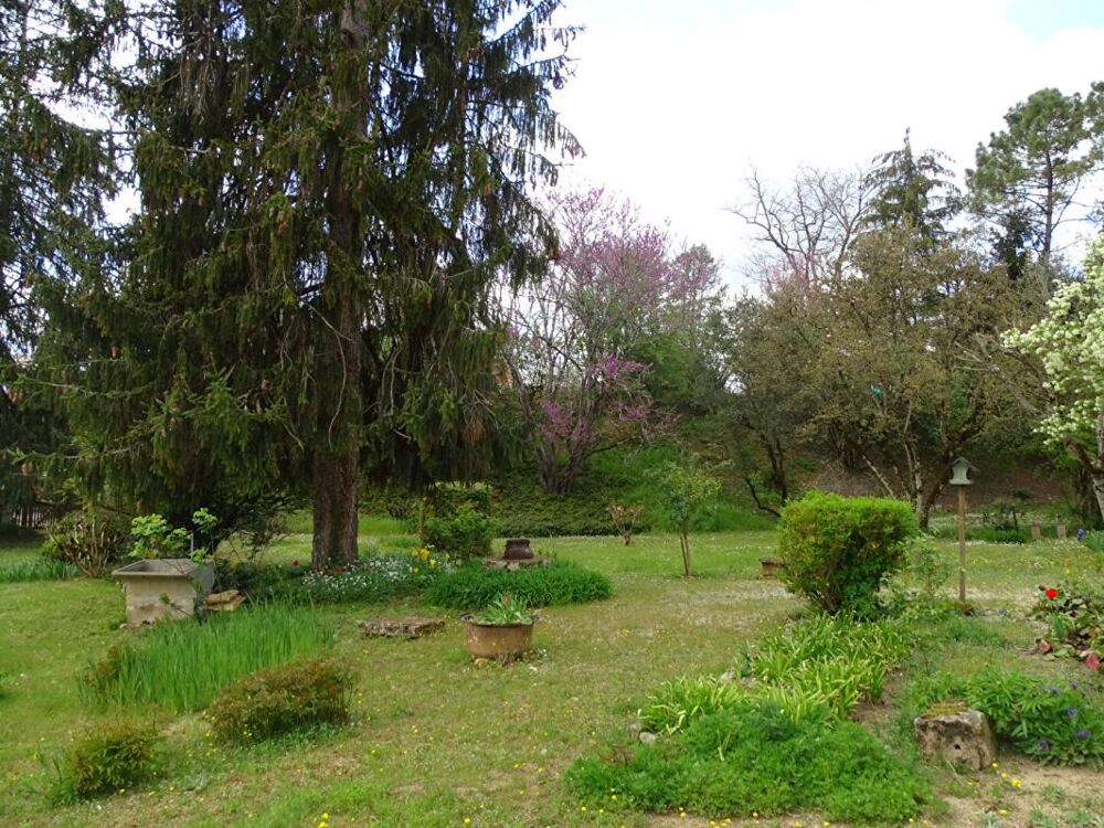 Vente Maison Maison Montignac 5 pièce(s) 176.11 m2 Montignac