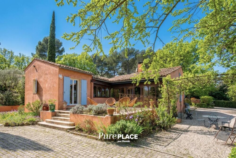 Maison T7 de 209 m² sur 6600 m² de terrain avec piscine à Aix-en-Provence