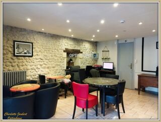  Maison  vendre 8 pices 200 m