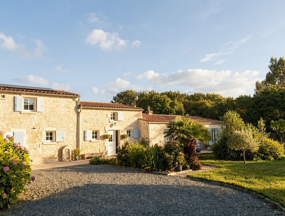 Charentaise d'exception - Authenticité, volumes et cadre naturel préservé