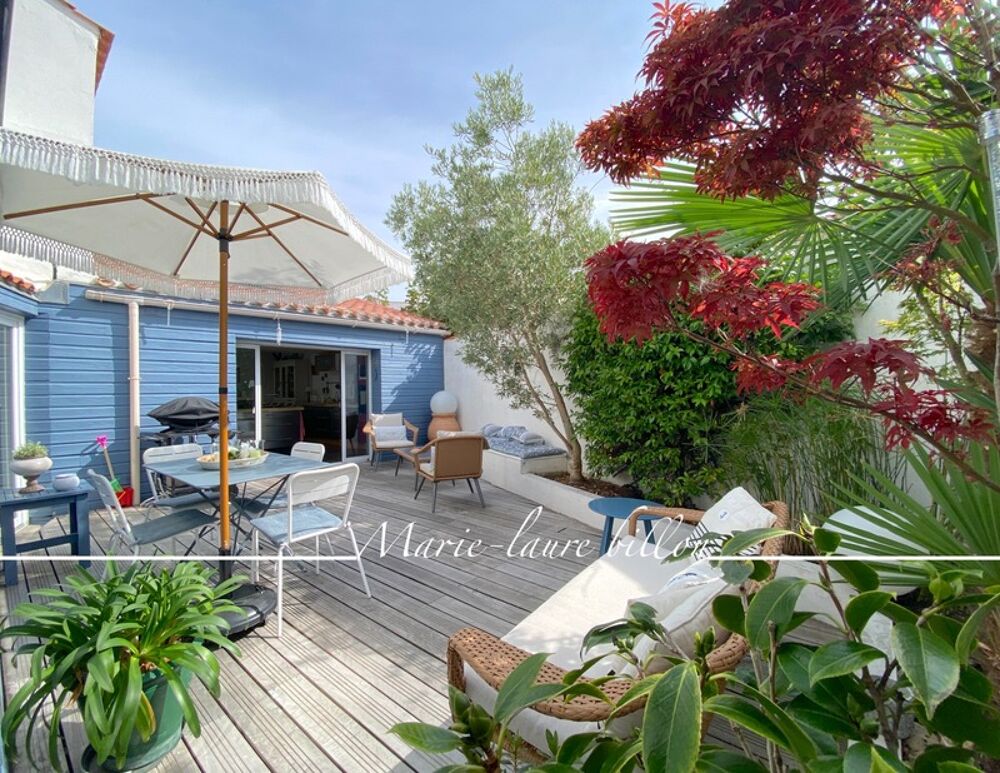 Maison de type 6 à vendre sur SAINT GILLES CROIX DE VIE (85), Maison de ville avec terrasse et garage