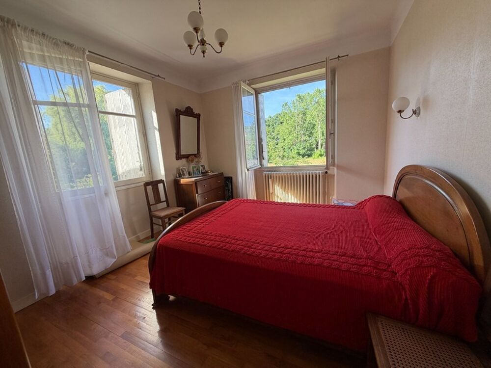 Vente Maison MAISON 210 m2 - APPARTEMENT INDEPENDANT + DEPENDANCES Firmi