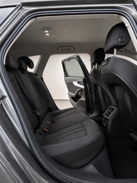 A4 1&deg; Main / 2l TDI 136cv Business Line Mild Hybrid S-Tronic7 B 2020 occasion 60430 Abbecourt