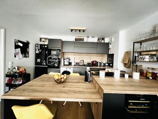  Appartement � vendre 3 pi�ces 65 m�