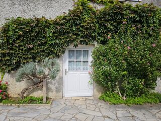  Propriété/château à vendre 11 pièces 320 m²