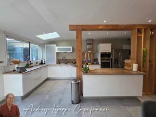  Maison � vendre 7 pi�ces 251 m�