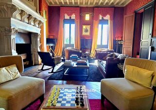  Maison  vendre 15 + pices 625 m