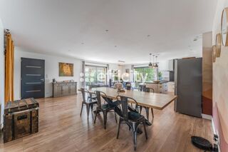  Villa à vendre 5 pièces 143 m²