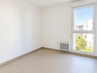  Appartement à louer 4 pièces 67 m²