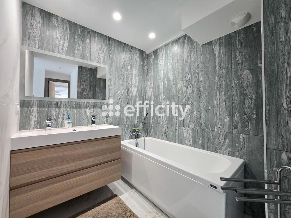 � vendre  Appartement Cannes (06400)