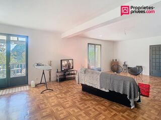  Maison � vendre 15 + pi�ces 410 m�