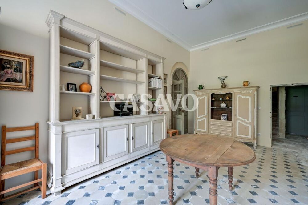 � vendre  Propri�t�/ch�teau Arles (13200)