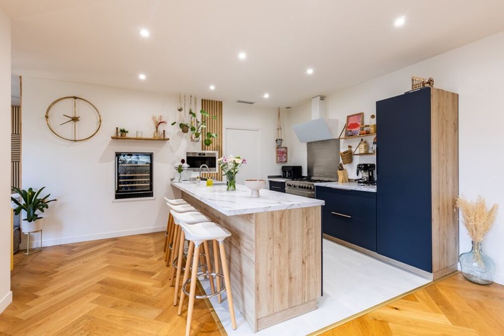 Élégance contemporaine et confort absolu - une maison clé en main