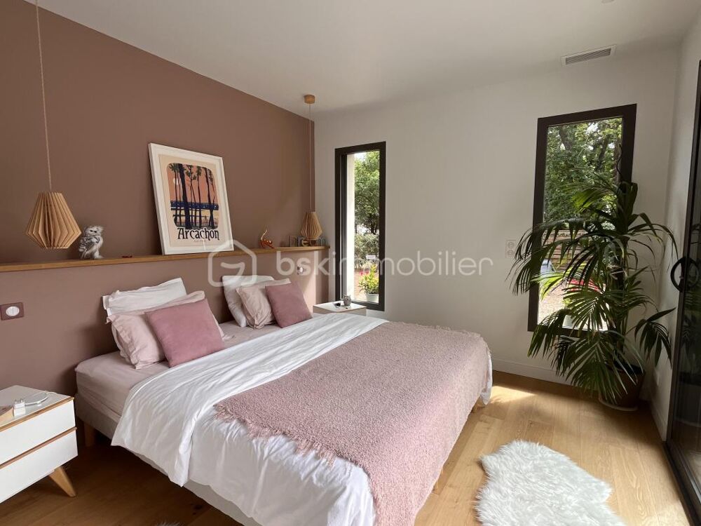 Vente Maison VILLA D'EXCEPTION À SOULAC-SUR-MER – À 400 MÈTRES DE L'OCÉAN Soulac sur mer