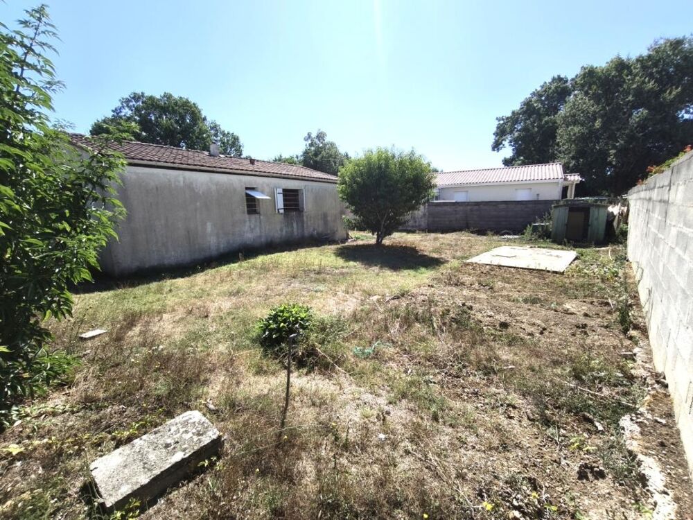 Vente Maison nouveau entre Saintes et Royan Maison à rénover au calme (17) Luchat