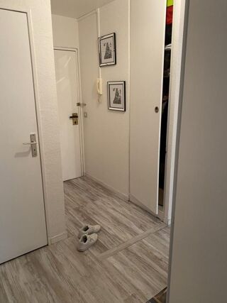  Appartement à louer 2 pièces 49 m²