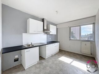 Appartement 2 pièces 51 m² · à Montlucon · 51 m² · 29 000 €