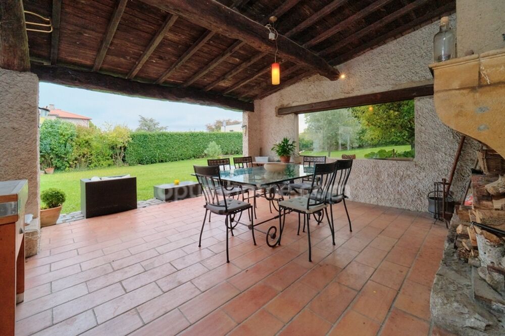  vendre  Proprit/chteau Montanay (69250)