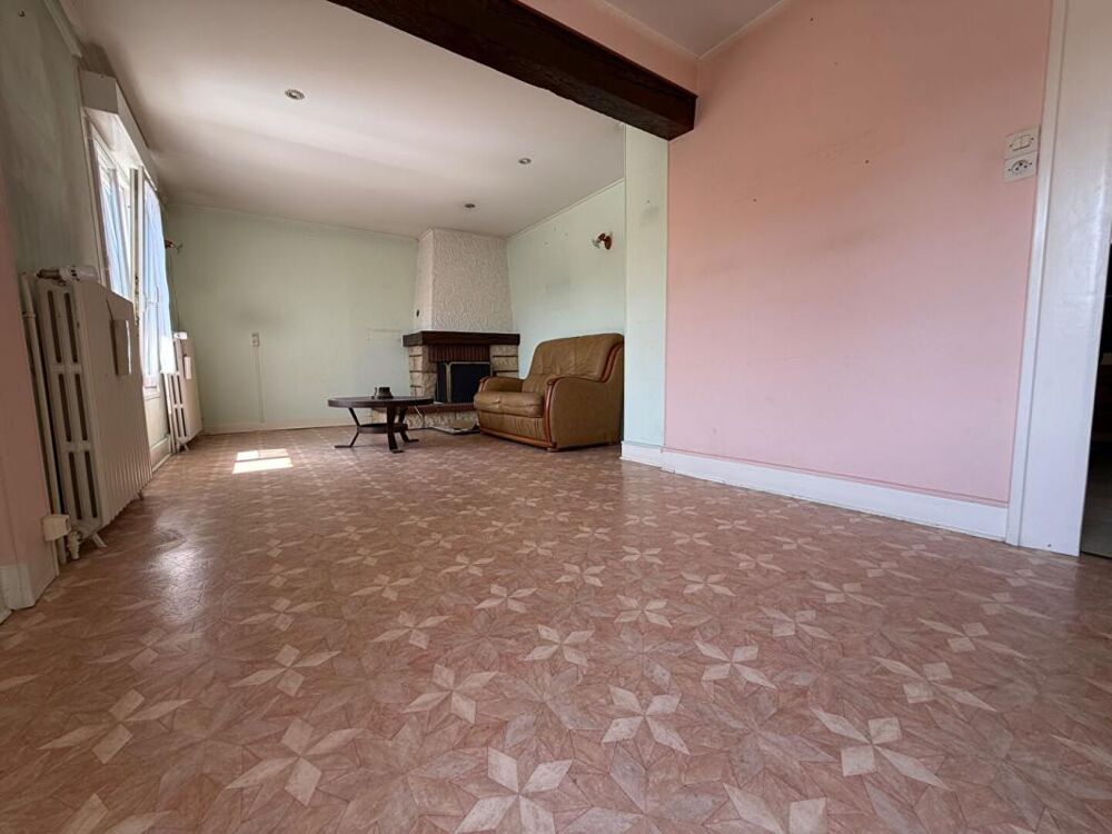 Vente Maison Idéal investisseurs ; Maison Montbeliard 5 pièce(s) 95 m2 avec 12 garages déjà loués Montbeliard