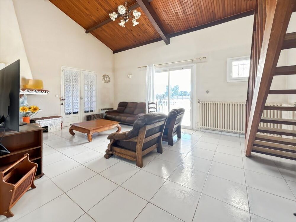 Maison familiale à Fontenilles  200 m² sur terrain d'environ 1360 m² au calme