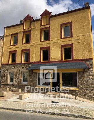  Immeuble à vendre 9 pièces 217 m²