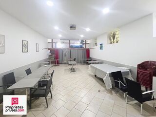  Immeuble � vendre 9 pi�ces 317 m�