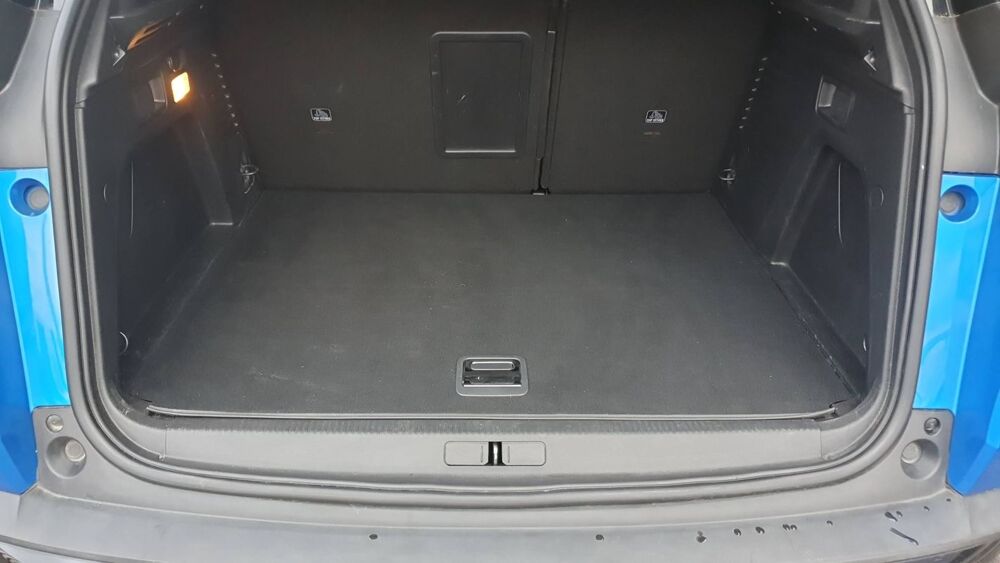 3008 1.6 Hybrid 225 e-EAT8 Gt Pack 2022 occasion 63000 Clermont Ferrand