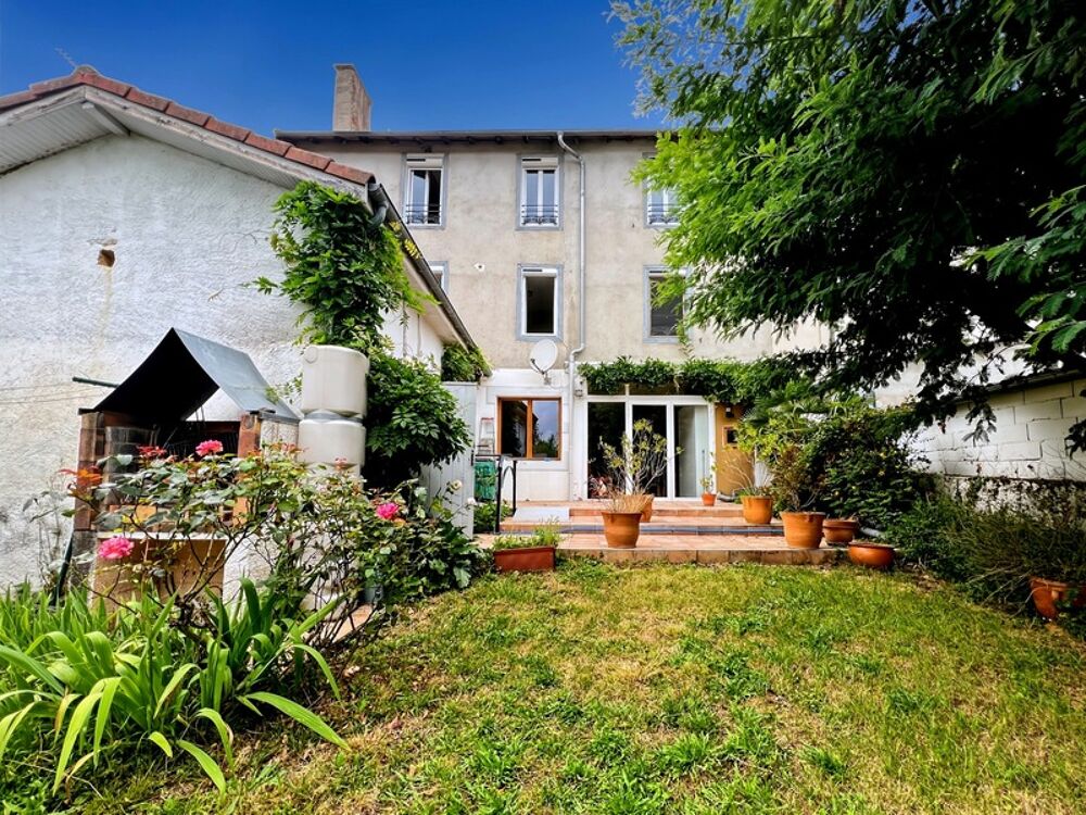 Maison à vendre 10 pièces au centre de CASTELNAU MAGNOAC (65)